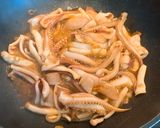 Hình bước làm 2 của món Mực xào chua ngọt