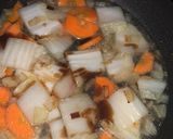 Foto langkah ke 3 dari resep Tumis Sawi Putih dan Wortel.