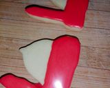 A picture of step 6 of Royal icing Cookies.