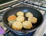 Foto langkah ke 4 dari resep Potato tuna patties.