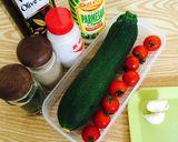 รูปขั้นตอนการทำที่ 1 ของ ซูกินีอบชีสกระเทียม ズッキーニのガーリックチーズ焼き
