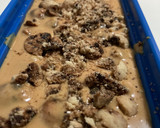 Foto del paso 3 de la receta: Helado de dulce de leche con galletas Chips Ahoy