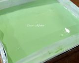 Foto langkah ke 6 dari resep Pandan Melaka Cheesecake Tanpa Terigu.