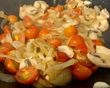 Foto del paso 2 de la receta: Risotto rojo con champiñones y tomates cherry