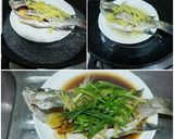 A picture of step 4 of Traditional Chinese Style Steamed Fish.