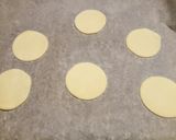 A picture of step 1 of Gorgonzola pastry bites.