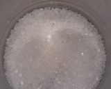 A picture of step 2 of Mango shake.