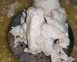 A picture of step 3 of Chicken malae roll.