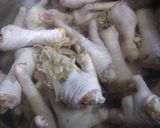 Hình bước làm 1 của món Chân gà sả tắc