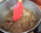 Foto del paso 3 de la receta: Hígado de ternera en tomate