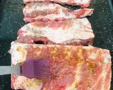 Foto del paso 2 de la receta: Costillar de cerdo con salsa de miel y barbacoa y un toque picante