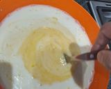 Foto del paso 2 de la receta: Flan casero con un papá que es un dulce de leche