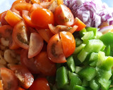 Foto del paso 2 de la receta: Ensalada mediterránea de pasta y langostinos