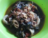 Foto langkah ke 3 dari resep Cumi Hitam Bumbu Uleg.
