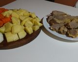 Foto del paso 3 de la receta: Matambre a la cacerola con puré de papas