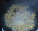 Foto del paso 5 de la receta: Tortilla de calabacín y cebolla