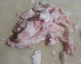 Foto del paso 2 de la receta: Ensalada de espinacas con tocino