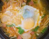 Hình bước làm 4 của món Mì kim chi bắp bò 🍲