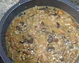 Foto del paso 11 de la receta: Arroz con Butifarra, Rovellons, Trompetas de la Muerte y Champiñones Portobello