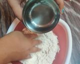 अजवान की पूरी(ajwain ki puri recipe in hindi) रेसिपी चरण 2 फोटो
