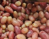 Foto del passaggio 2 della ricetta Confettura di uva pizzutella