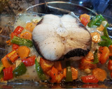 Foto del paso 4 de la receta: Tintorera al horno con verduras