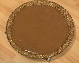 A picture of step 3 of Nut Tart with Banana and Cocoa.