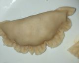 A picture of step 4 of Mawa Gujiya.