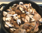Foto del paso 4 de la receta: Conejo con setas