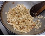 A picture of step 1 of Jowar flakes Chivda (snacks).