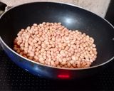 A picture of step 1 of Peanut chikki.