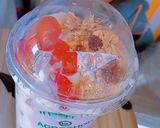 A picture of step 1 of Fruit Parfait.