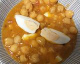 A picture of step 5 of Stewed Chickpeas with Hard-Boiled Egg.