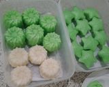 Foto langkah ke 2 dari resep Apem singkong kukus.