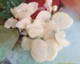 Foto del paso 2 de la receta: Ensalada de lombarda con gulas