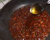 A picture of step 5 of Crispy Chicken in hot sauce.