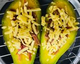 Hình bước làm 5 của món Rau Củ Quả nướng 🥑: Bơ nướng trứng và thịt muối