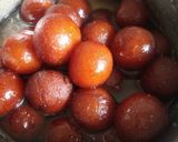 मावाचे गुलाबजाम (mava gulab jamun recipe in marathi) रेसिपी स्टेप 4 फोटो