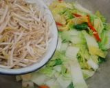 Foto langkah ke 4 dari resep Tumis Tauge Sawi Putih.