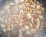 Foto del paso 4 de la receta: Champiñones con carne