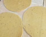 A picture of step 2 of Checks spinach cheese paratha.