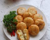 Foto langkah ke 4 dari resep Perkedel Kentang Keju.