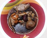 Foto langkah ke 4 dari resep Sup Ayam Herbal.