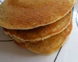 A picture of step 4 of Lemon poppyseed pancakes.