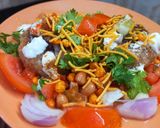 A picture of step 5 of Aloo Tikki Chaat.