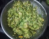 A picture of step 4 of Karnataka Style Dill Leaves Dal Vada OR Paruppu Vadai.