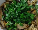 Foto del paso 8 de la receta: Mejillones a la Provenzal con Champignones