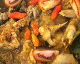 Foto langkah ke 3 dari resep Ayam Woku Pedas Kemangi.