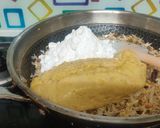 मावा करंजी (mawa karanji recipe in Hindi) रेसिपी चरण 3 फोटो