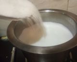 A picture of step 1 of Gulkand Sewaiya.